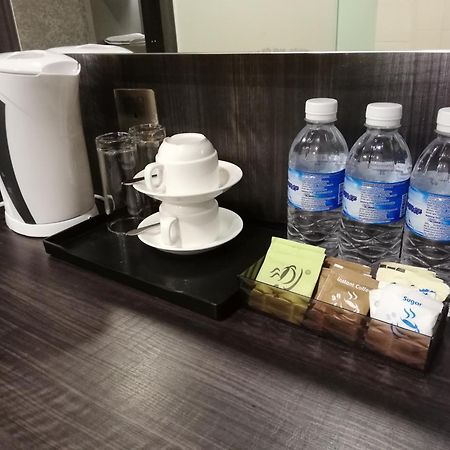 Ease Hotel Kota Kinabalu Eksteriør billede