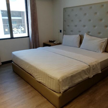 Ease Hotel Kota Kinabalu Eksteriør billede