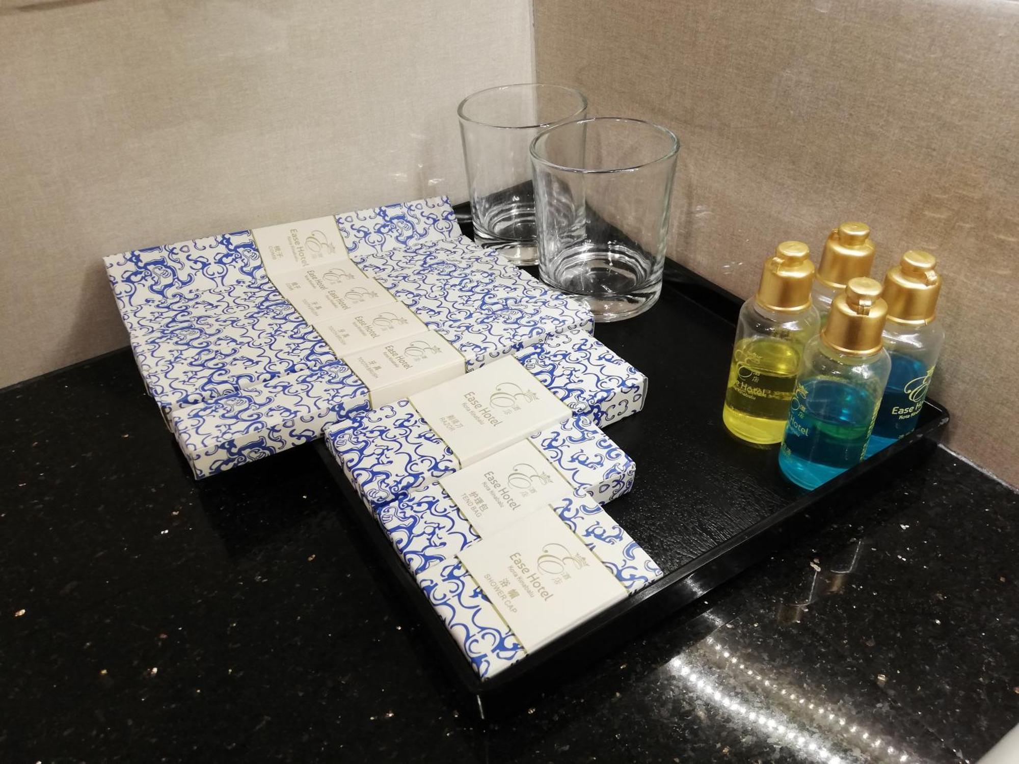 Ease Hotel Kota Kinabalu Eksteriør billede