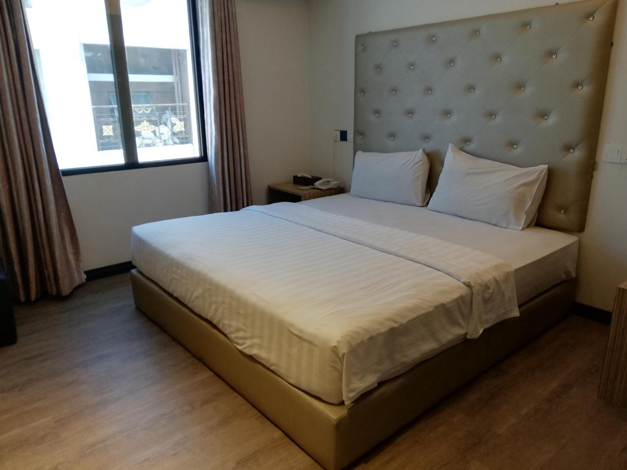 Ease Hotel Kota Kinabalu Eksteriør billede