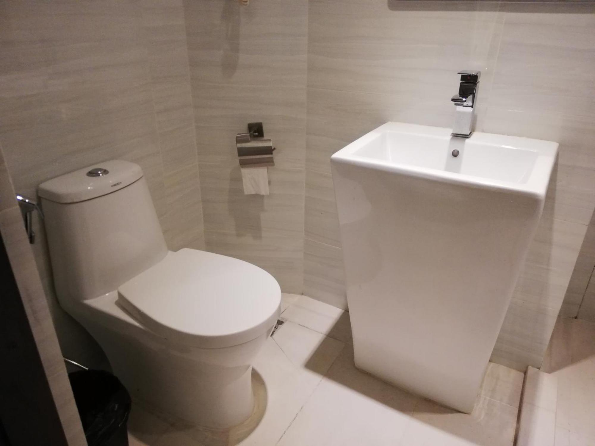 Ease Hotel Kota Kinabalu Eksteriør billede