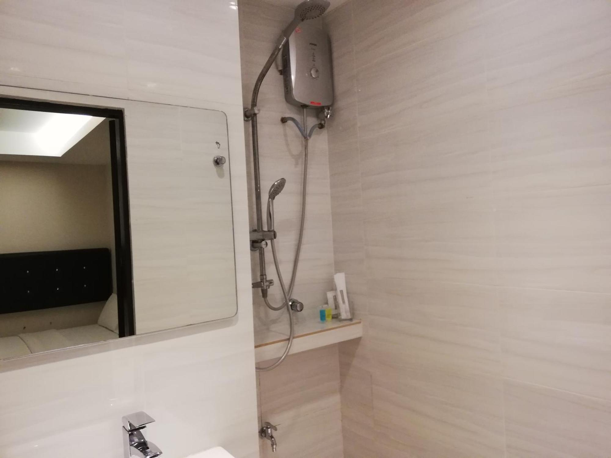 Ease Hotel Kota Kinabalu Eksteriør billede