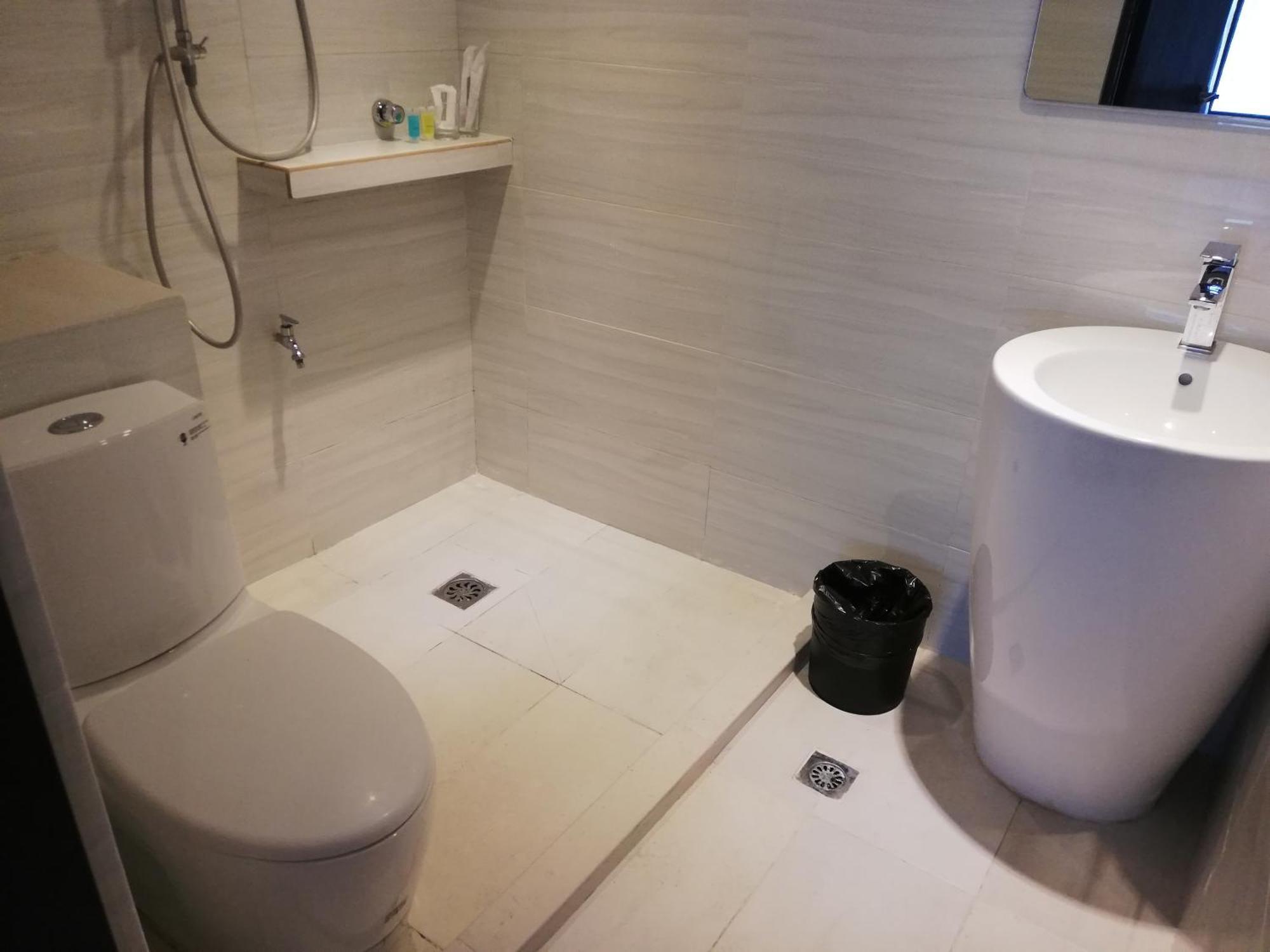 Ease Hotel Kota Kinabalu Eksteriør billede