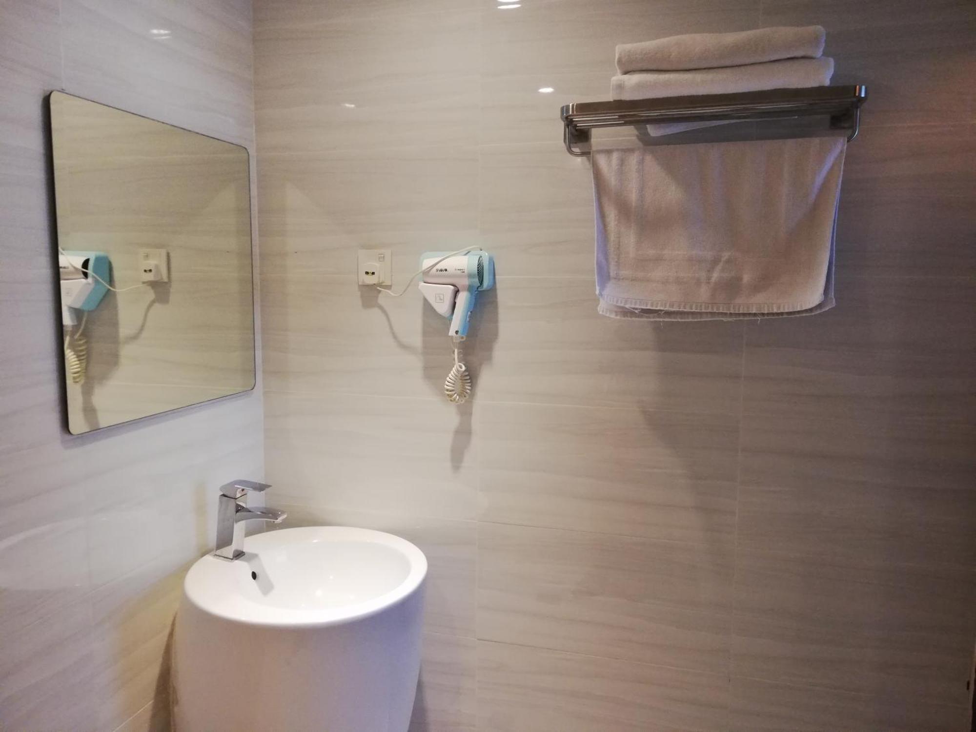 Ease Hotel Kota Kinabalu Eksteriør billede
