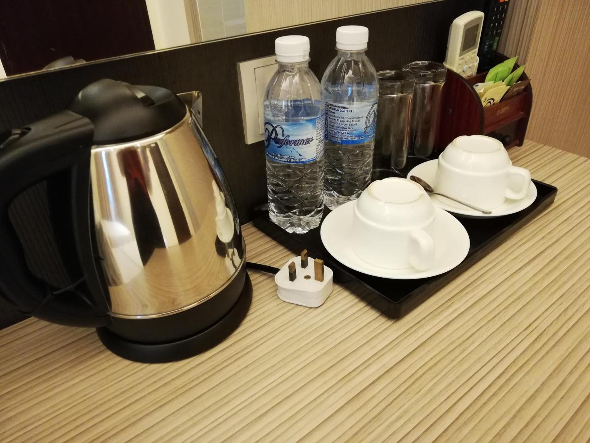 Ease Hotel Kota Kinabalu Eksteriør billede