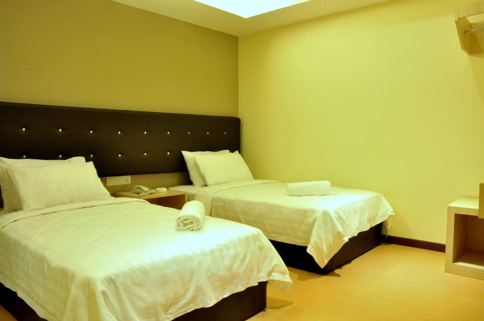 Ease Hotel Kota Kinabalu Eksteriør billede