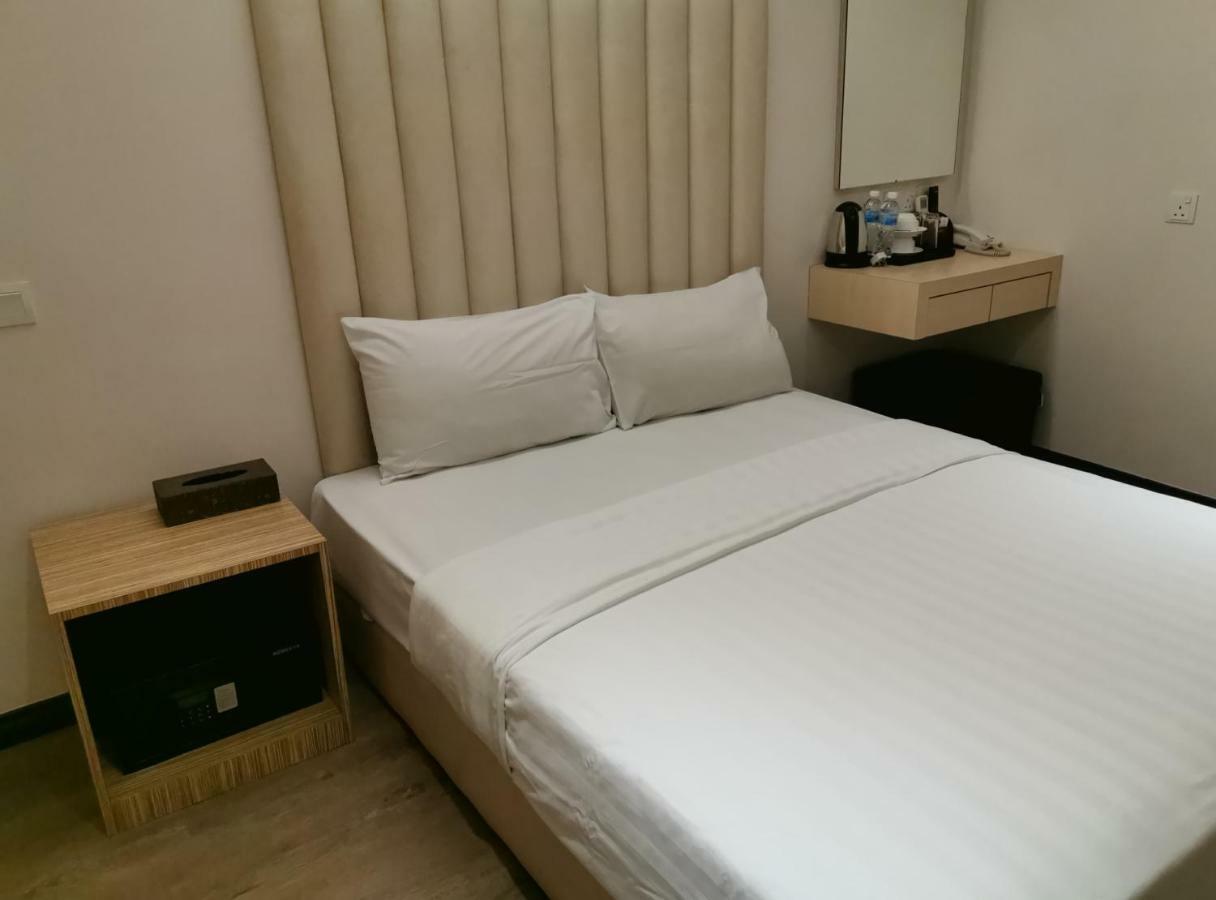 Ease Hotel Kota Kinabalu Eksteriør billede
